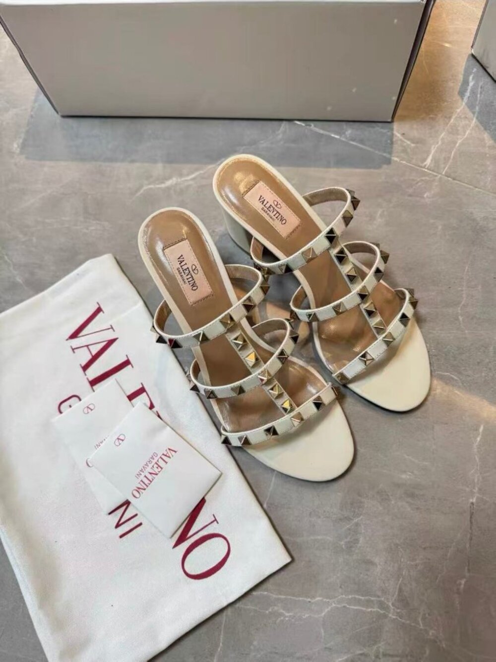 Valentino Rockstud White Leather Block‑Heel Mule Sandals